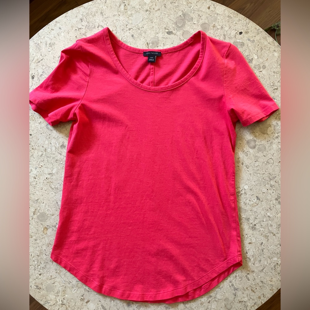 Ann Taylor Vibrant Pink Short Sleeve Cotton Tee